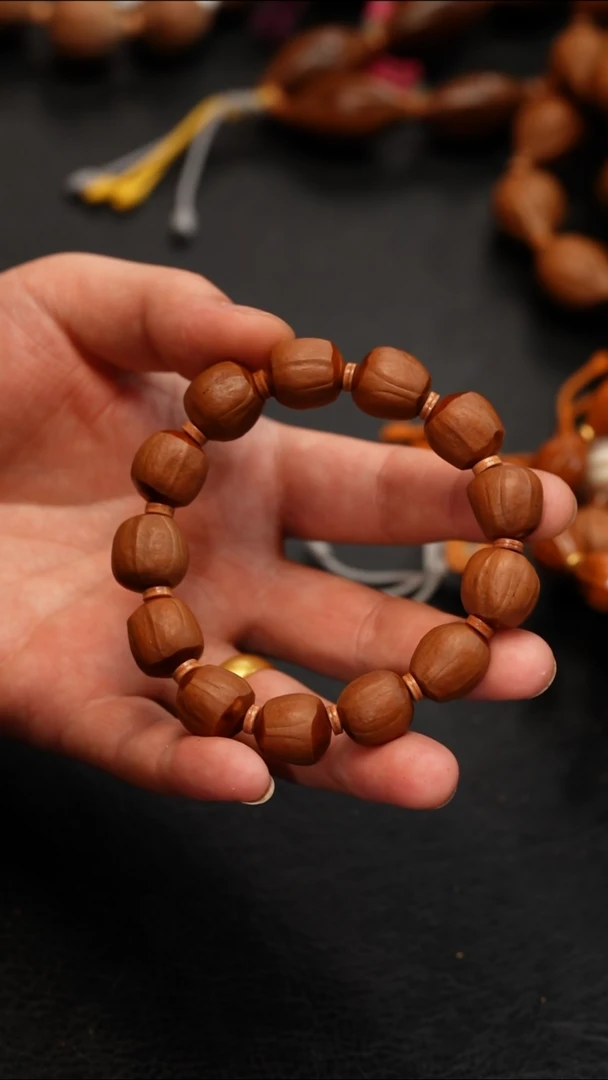 橄榄核吊坠橄榄核