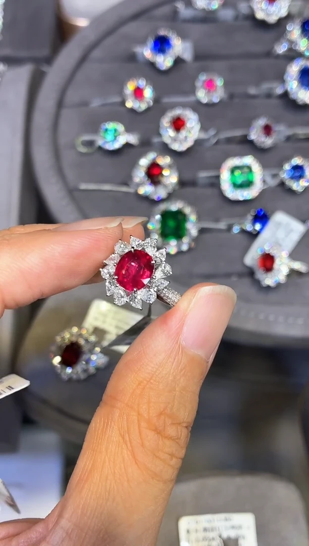 18K金镶嵌戒指红宝石我****?【闪购】2.03ct/七天鉴赏/无烧鸽血红