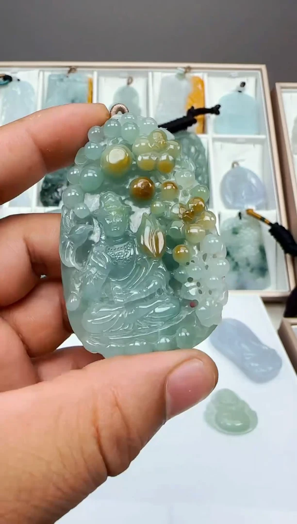 【闪购商品】翡翠颈饰未镶嵌缅甸天然A货翡翠