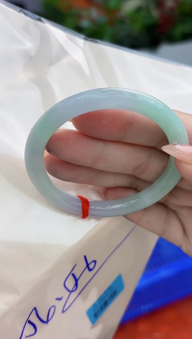 【闪购商品】翡翠手镯未镶嵌翡翠手镯