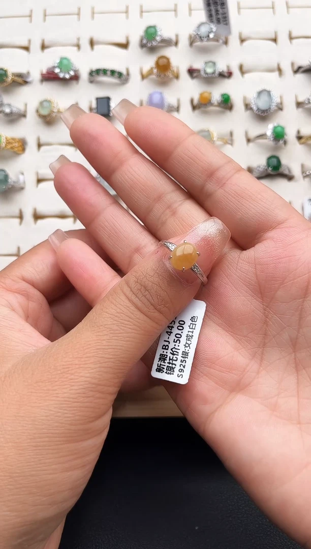 【闪购商品】翡翠戒指银S925镶嵌缅甸天然A货翡翠S925银镶嵌