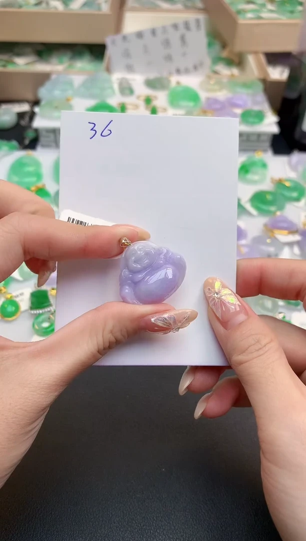 颈饰18K金镶嵌翡翠天然缅甸A货翡翠