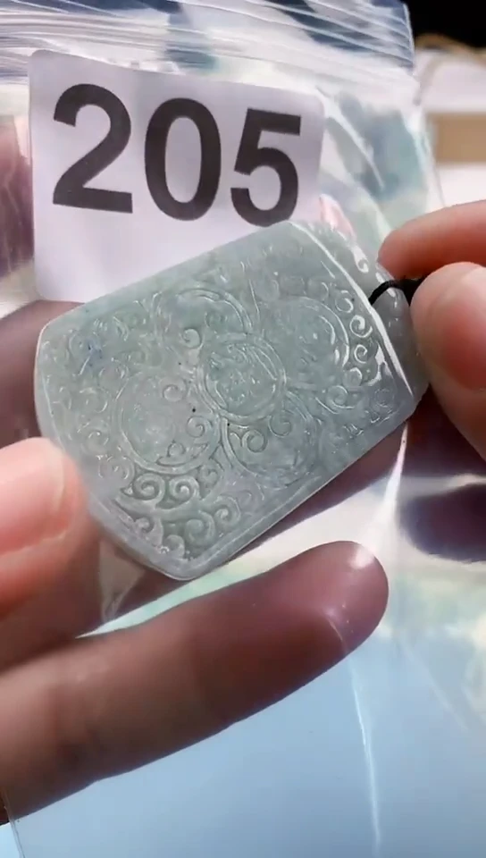 【闪购商品】翡翠挂件未镶嵌天然翡翠吊坠挂件