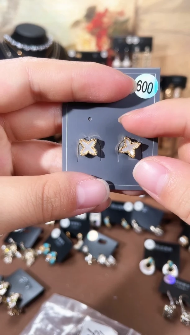 合金925银锆石萱600