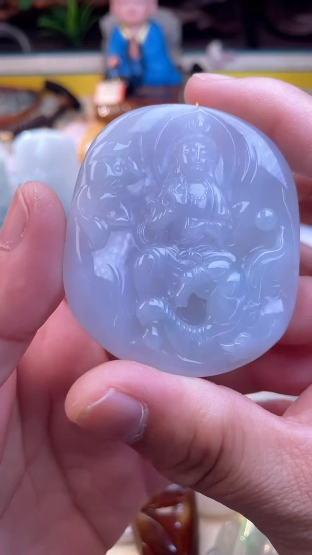 翡翠未镶嵌颈饰普贤