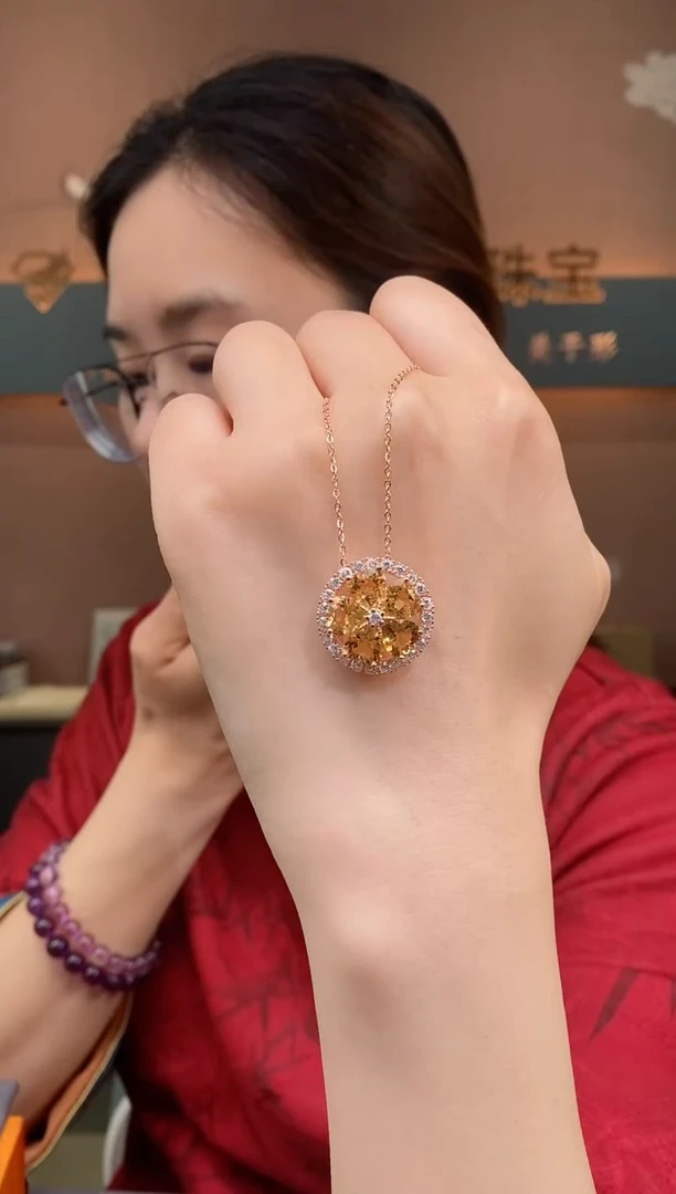 【闪购商品】黄晶吊坠银S925镶嵌黄晶吊坠