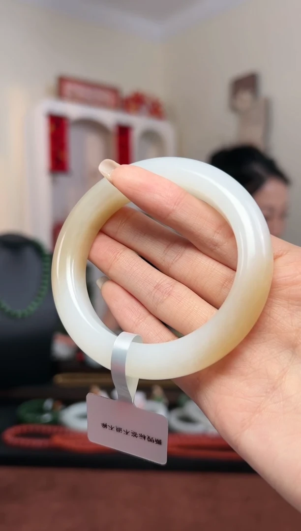 【闪购商品】和田玉手镯未镶嵌S20- 54mm