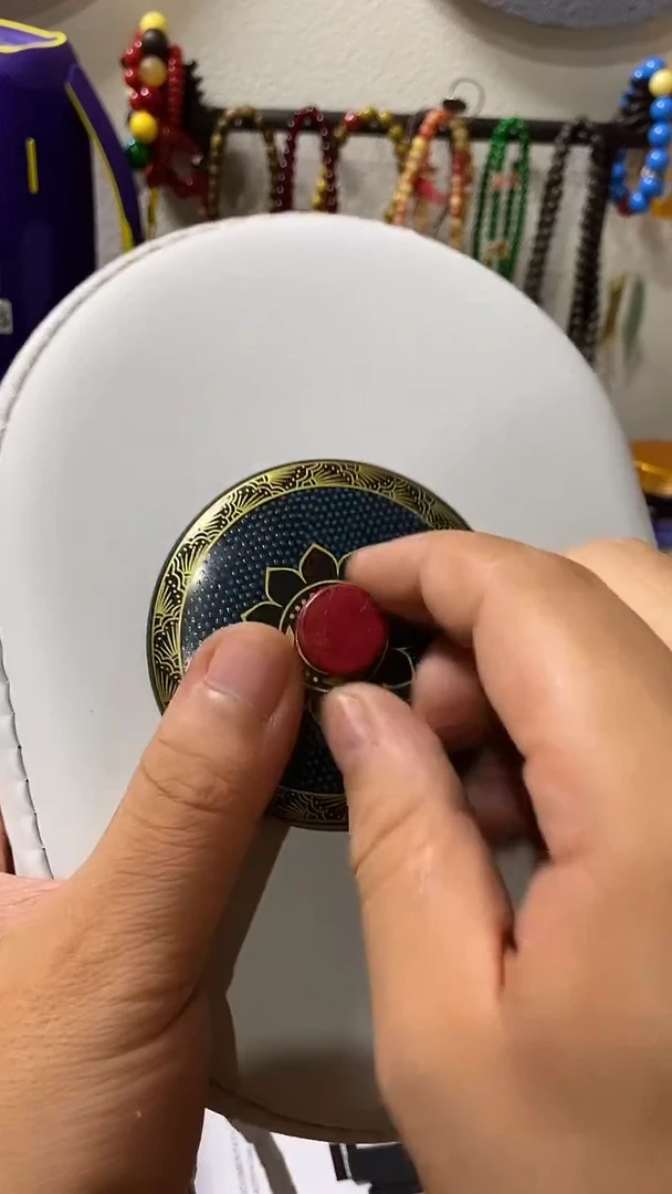 瓷片闪购商品 如图所示