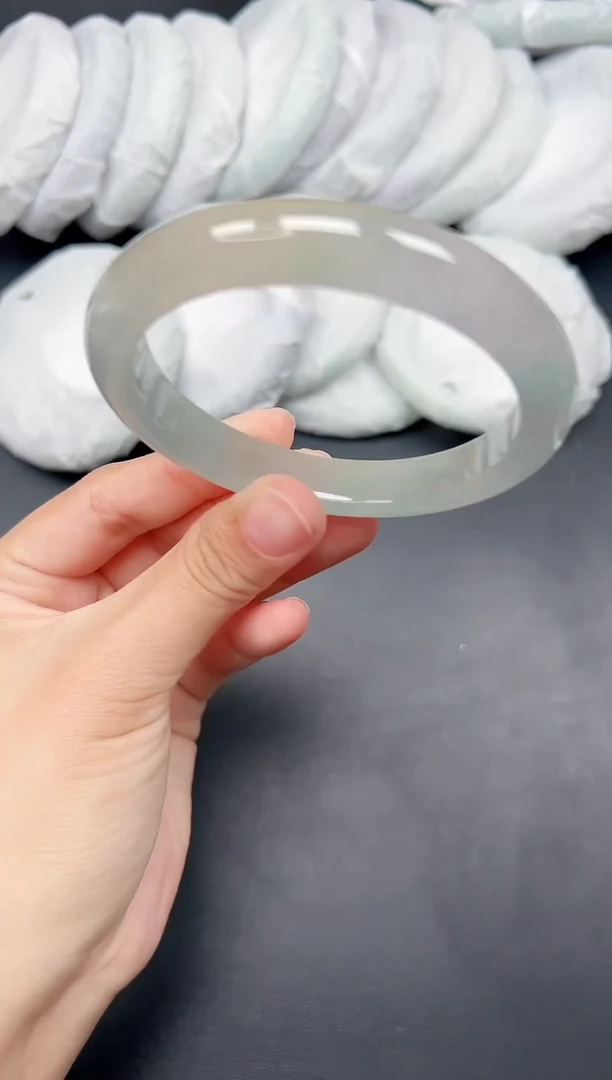 精品手镯，一物一拍Z027