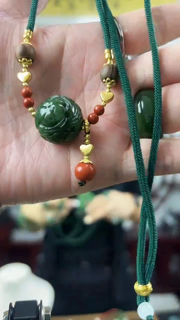 颈饰未镶嵌和田玉转运珠