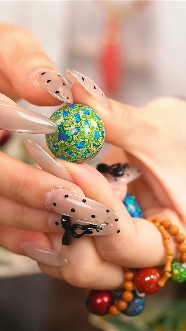 大漆2.0欧爆小蝴蝶大漆单珠