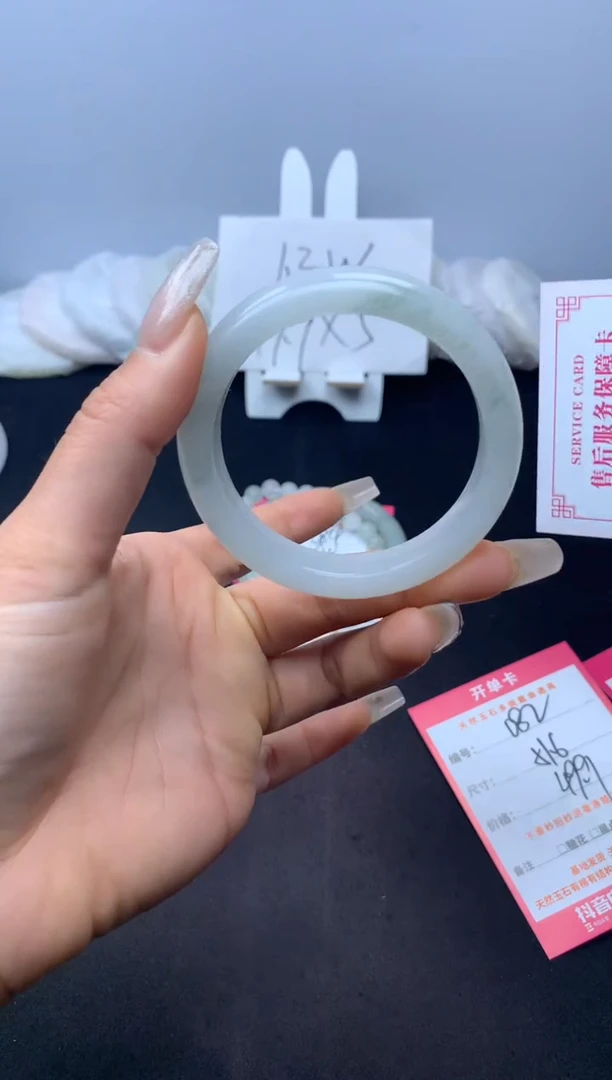 【闪购商品】石英质玉手镯未镶嵌085--61.2