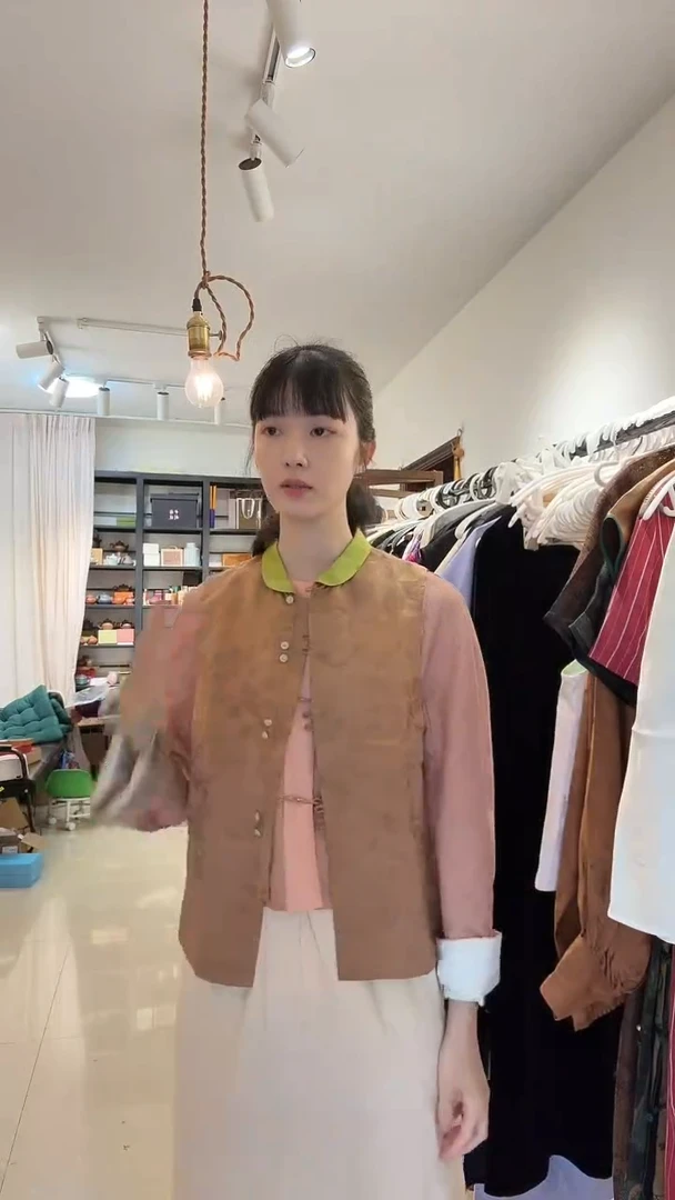 真丝短款对襟马甲