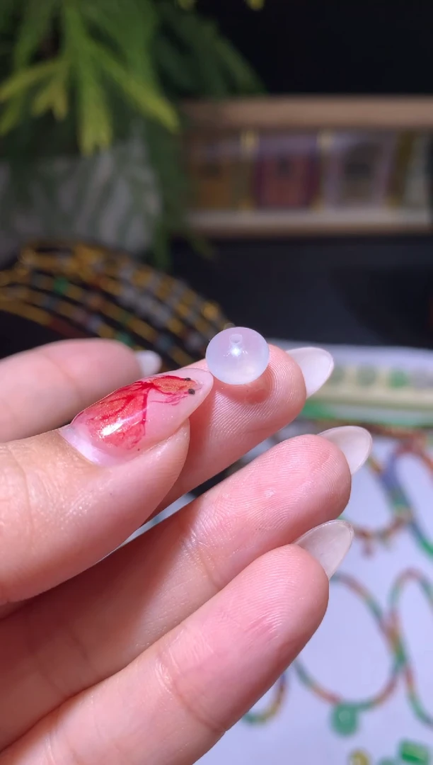 【闪购商品】定制翡翠未镶嵌8.4*6.2珠子2300+230