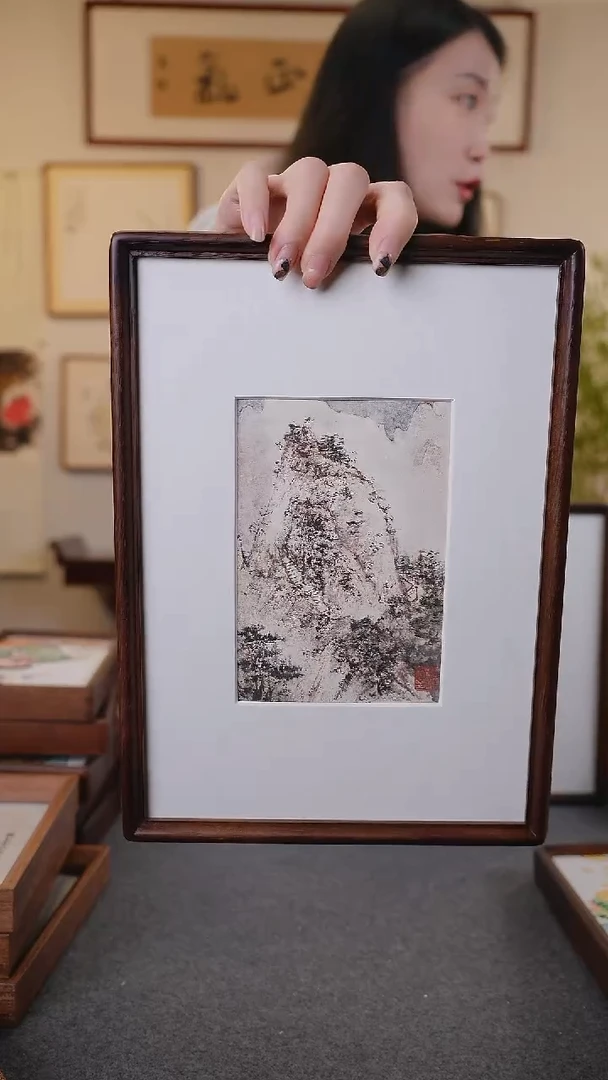 竖款鹿鸣现代美术馆