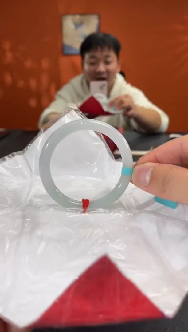 未镶嵌手镯翡翠3  51