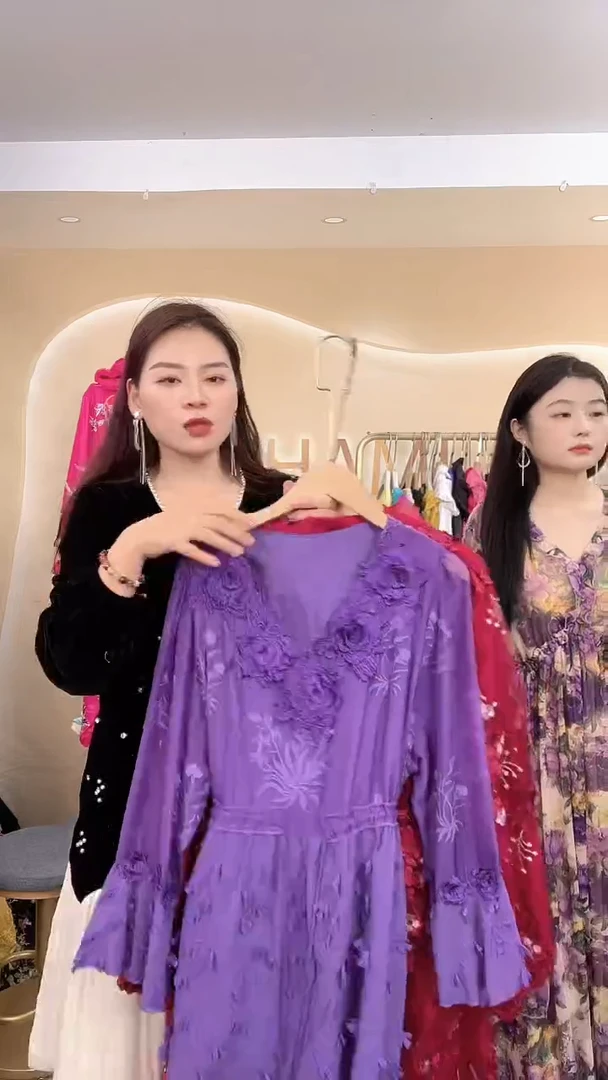 常规紫色上衣129
