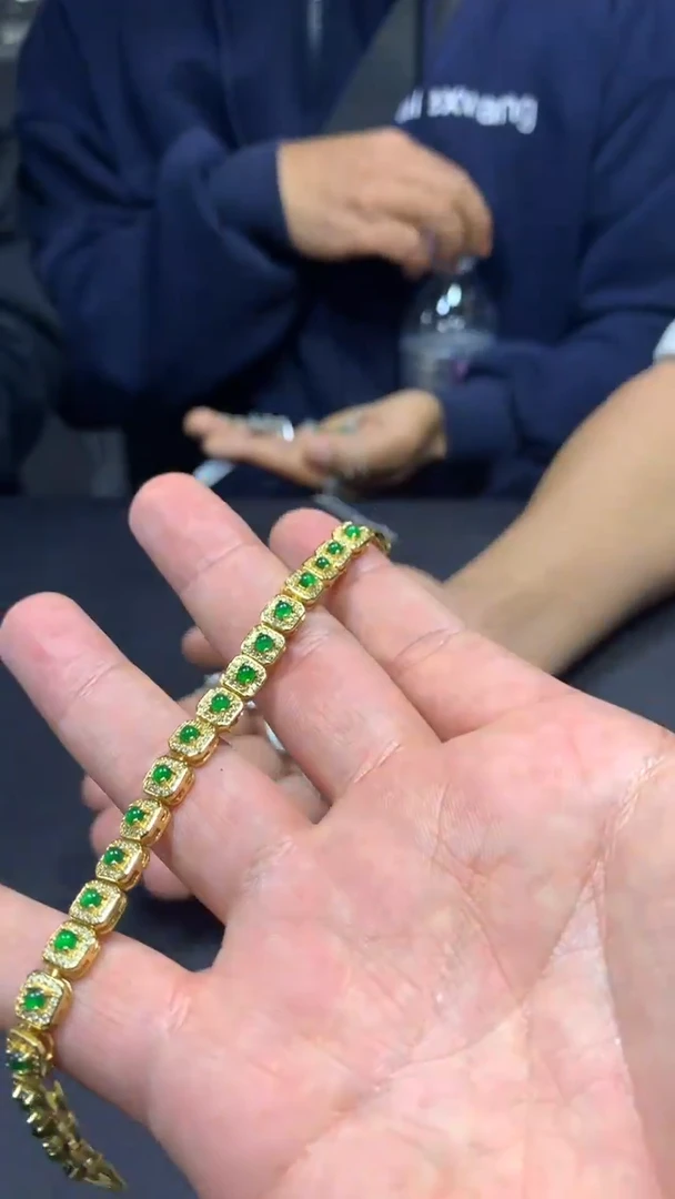 【闪购商品】翡翠手链未镶嵌0749253294q/多样性发一