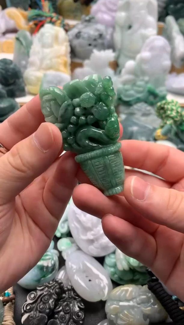 吊坠(不含链)未镶嵌翡翠1