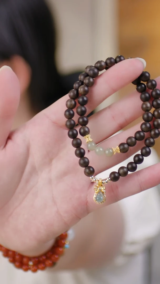 手串未镶嵌和田玉（两圈紫奇楠0.6+蓝水翡翠）