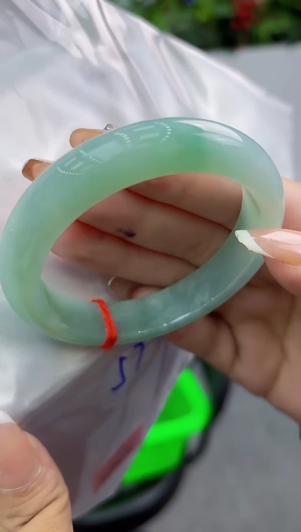 【闪购商品】翡翠手镯未镶嵌翡翠手镯