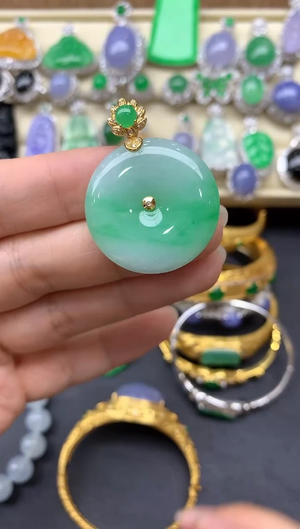 【闪购商品】翡翠颈饰18K金镶嵌359-中国好珍宝