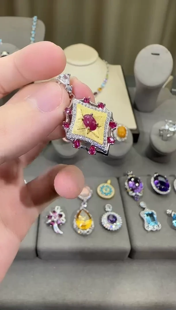 颈饰银S925镶嵌红宝石6*8mm吊坠高级款