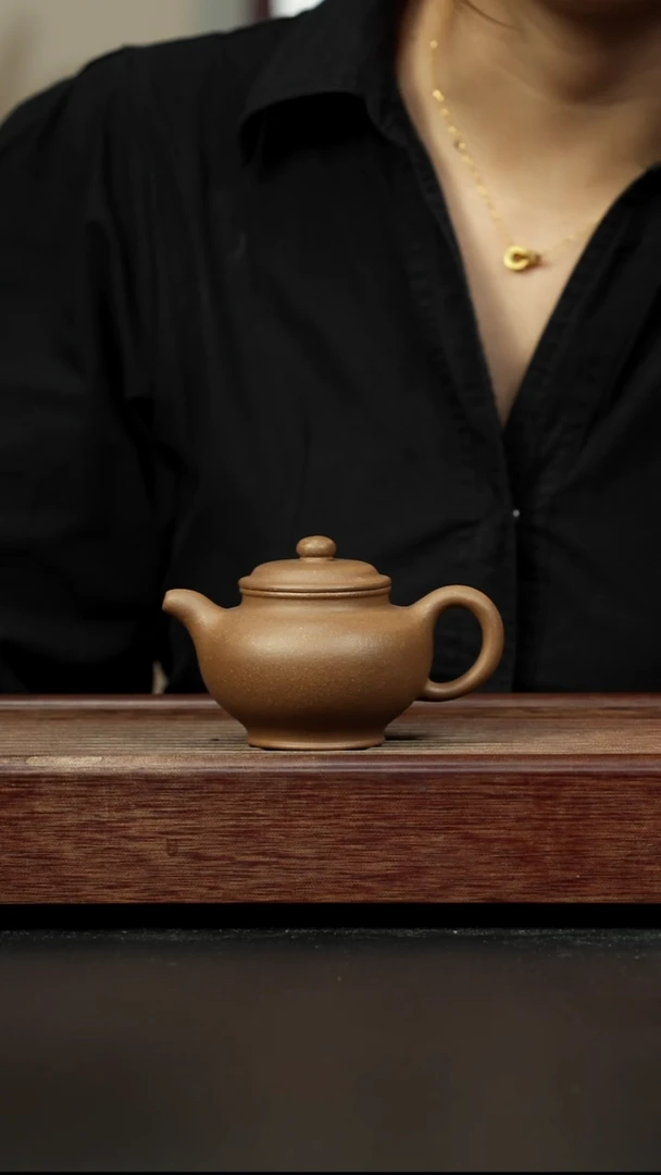 紫砂茶壶芝麻绿 掇只