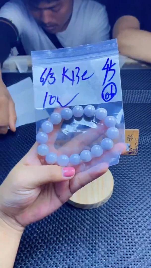 定制翡翠未镶嵌天然缅甸A货翡翠，多样性发货只发其一