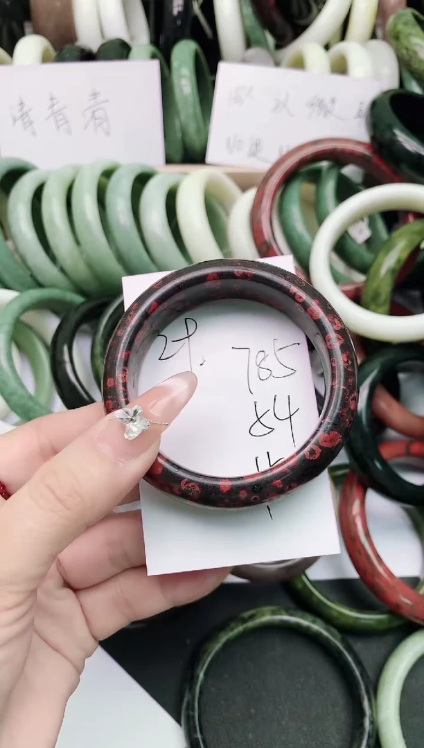 石英质玉未镶嵌手镯785