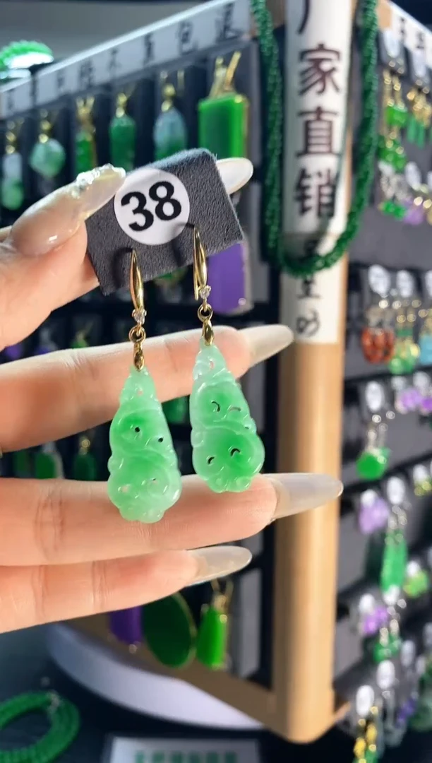 【闪购商品】翡翠耳饰银S925镶嵌38.....