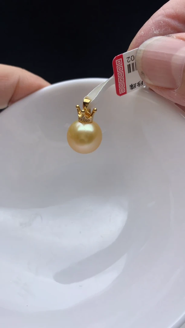 银S925镶嵌FF海水珍珠金珠吊坠(赠链）
