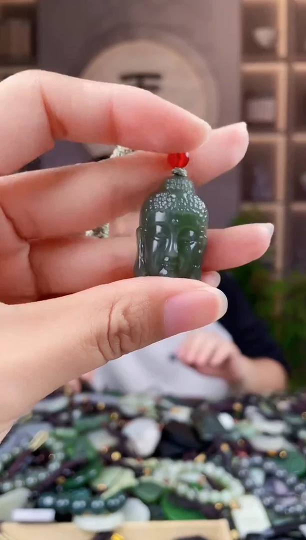 未镶嵌和田玉挂件拍一发一，拍一发一，