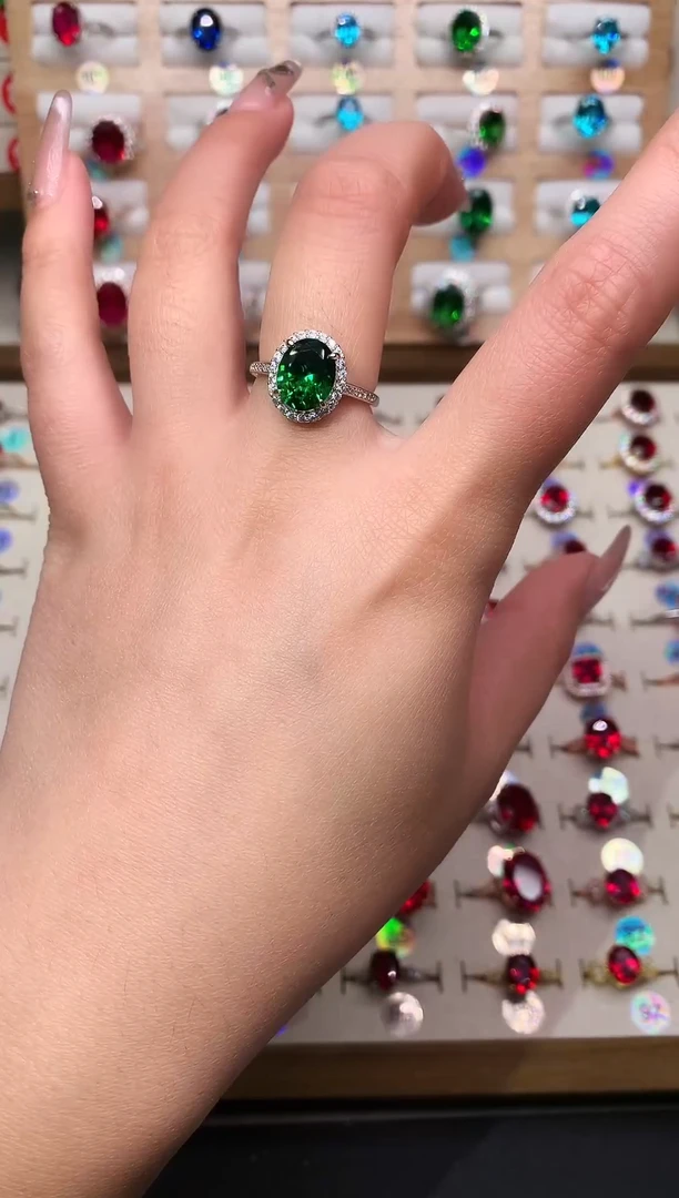 银S925镶嵌透辉石戒指8*10 戴妃 银托