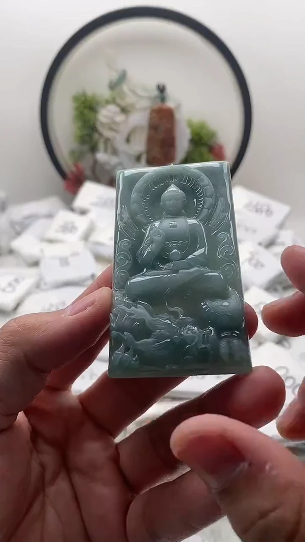 颈饰未镶嵌翡翠阿弥陀佛