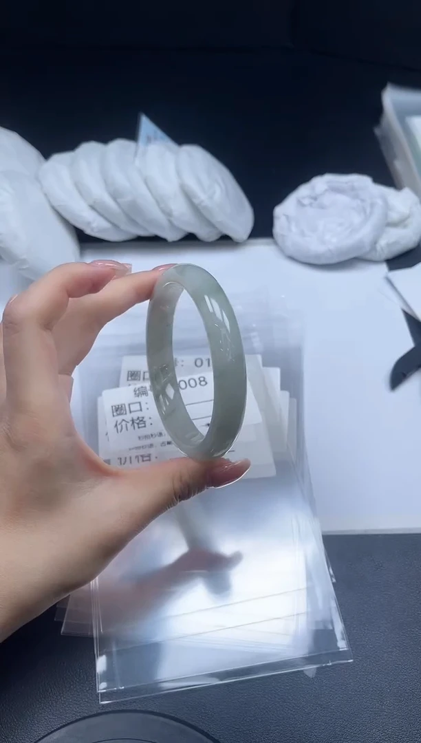 未镶嵌手镯石英质玉008-6364