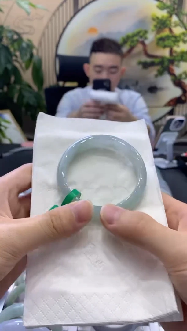 翡翠手镯未镶嵌0000000005472