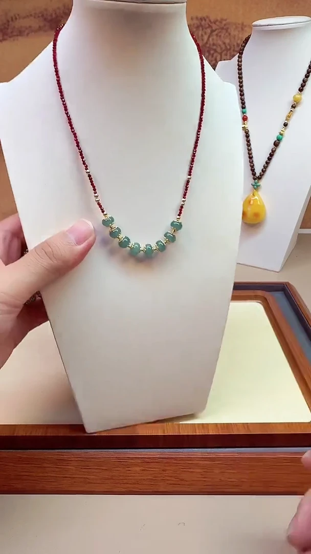 颈饰14K金镶嵌翡翠X45