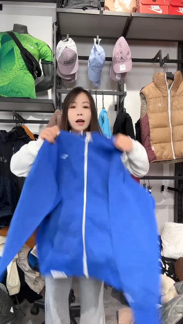 1630编码 瑕疵款直播间过款为准 尺码    身高  175