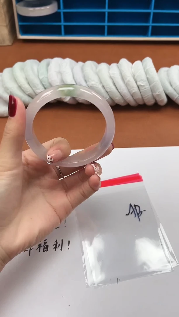 缅风精品手镯礼盒装A13