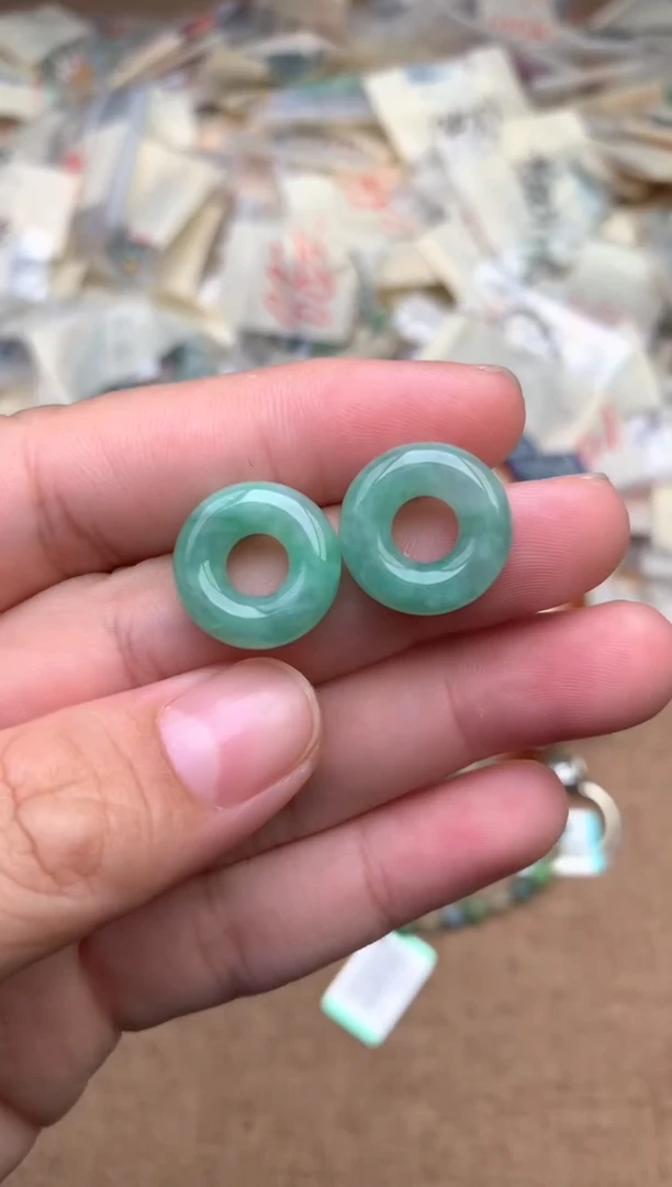 未镶嵌挂件翡翠一