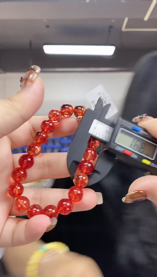 【闪购商品】水晶手串未镶嵌多样性发其一颜色微差