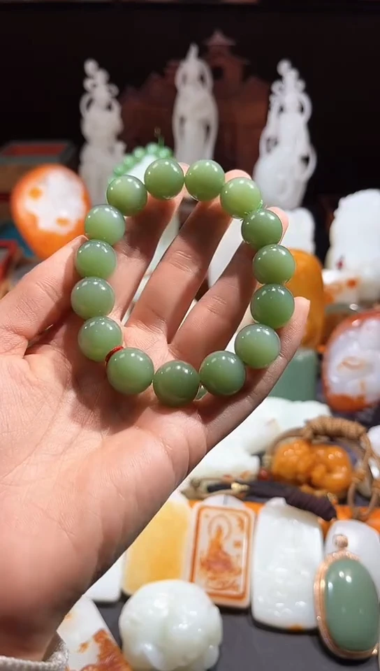 未镶嵌和田玉挂件精品