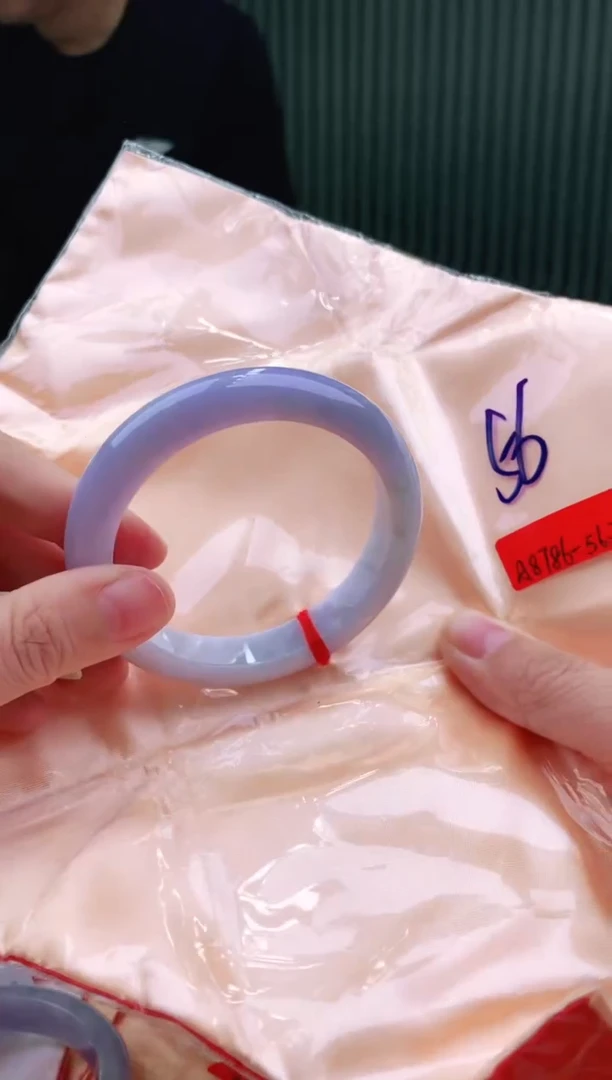 未镶嵌手镯翡翠56