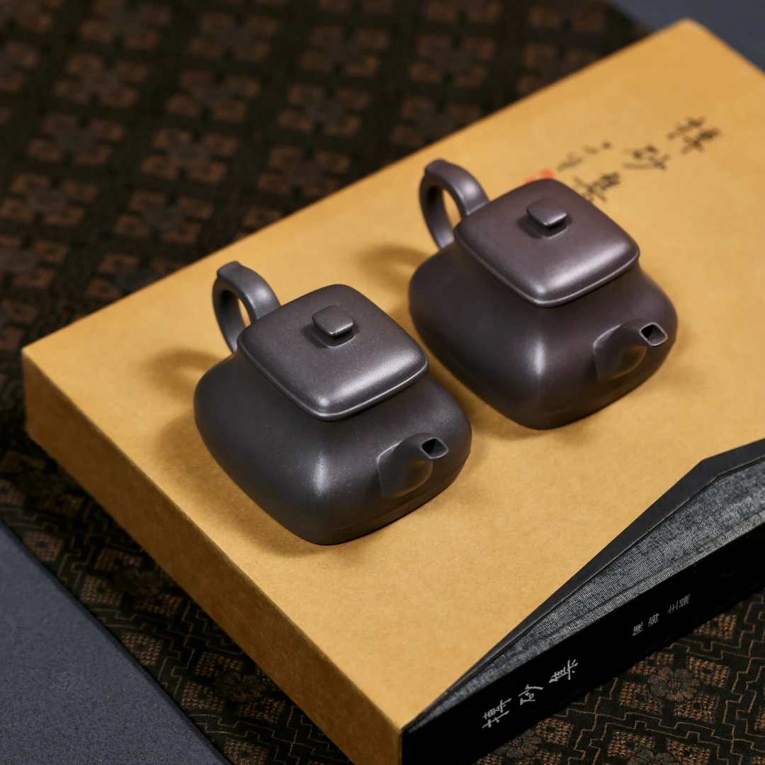 陈铭泽摹陈岗同款《静观》云卷云舒，风过疏林影自徐 60目紫泥·180cc