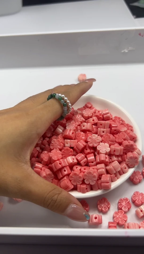 未镶嵌拼合珍珠（马贝珠）颈饰x997女*王贝梅花*6个