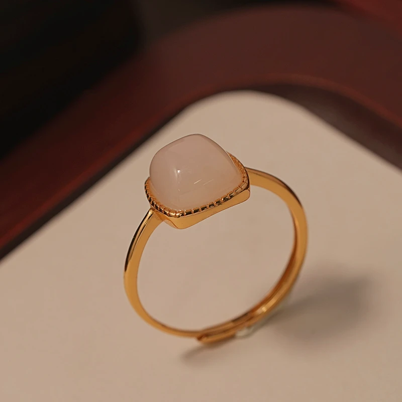【石泽珠宝】和田玉藕粉方糖戒指