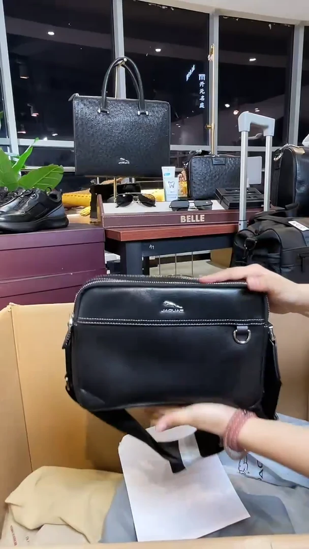 牛皮（革）韩爵绅士包包皮具079
