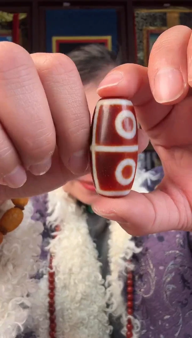 无非金属藏地红肉4眼古珠