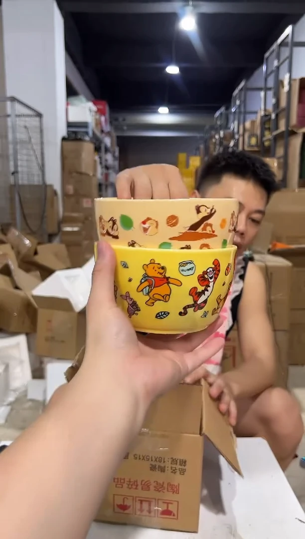 瓷片维尼大碗加奇奇蒂蒂大碗微瑕